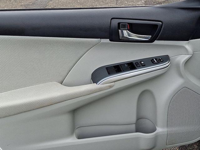 used 2012 Toyota Camry Hybrid car, priced at $10,640