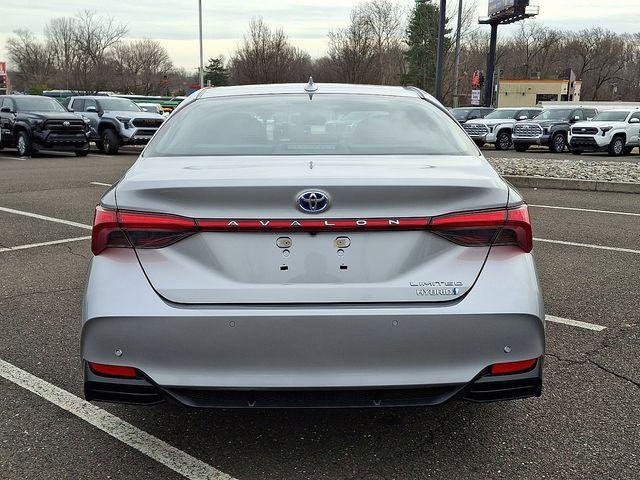 used 2021 Toyota Avalon Hybrid car, priced at $33,300