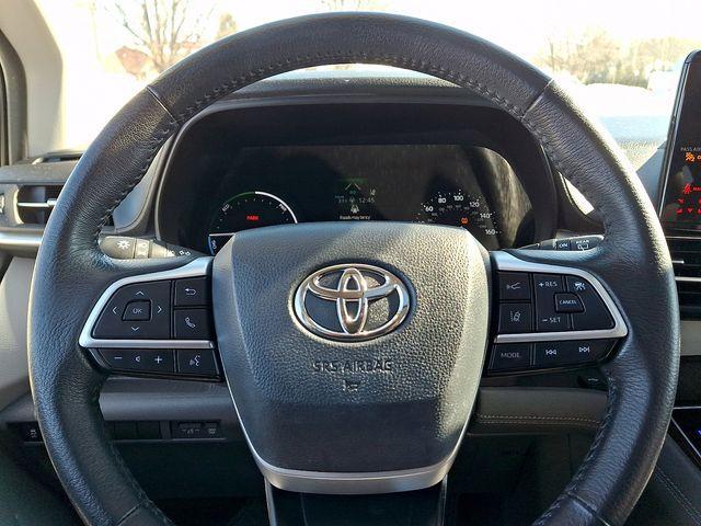 used 2022 Toyota Sienna car, priced at $35,500