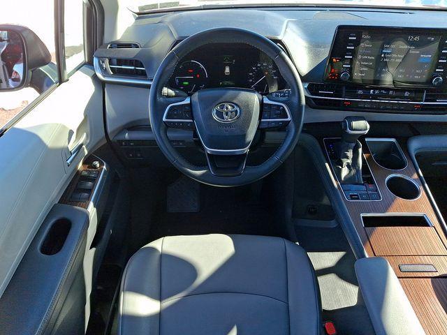 used 2022 Toyota Sienna car, priced at $35,500