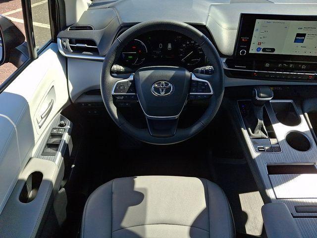 used 2025 Toyota Sienna car, priced at $45,995