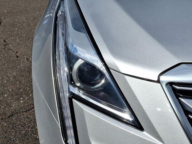 used 2018 Cadillac XT5 car, priced at $15,000