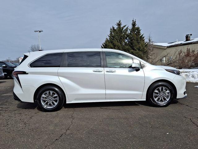 used 2025 Toyota Sienna car, priced at $46,995
