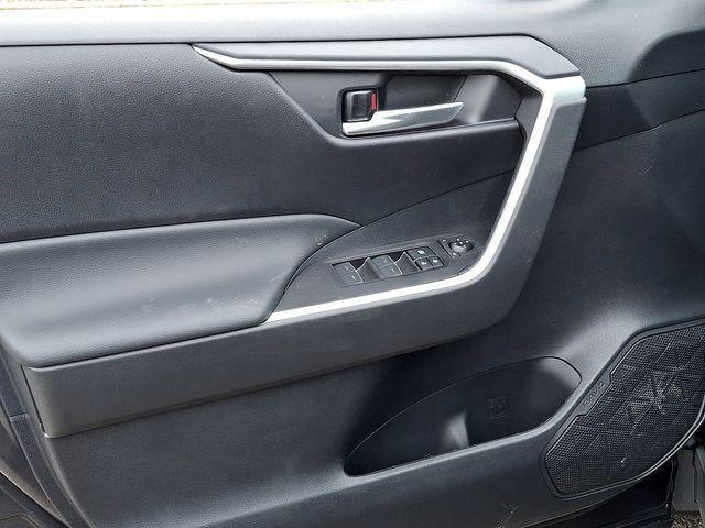 new 2025 Toyota RAV4 car, priced at $35,734