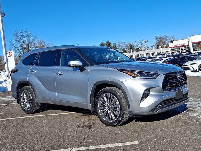 used 2024 Toyota Highlander car, priced at $49,490