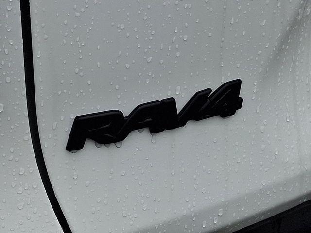 new 2025 Toyota RAV4 car, priced at $32,238