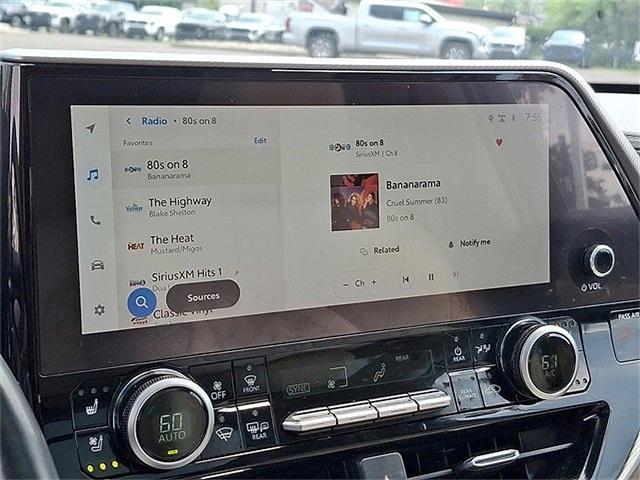 used 2024 Toyota Highlander car, priced at $44,900