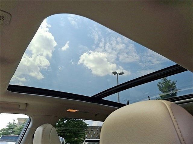 used 2024 Toyota Highlander car, priced at $44,900