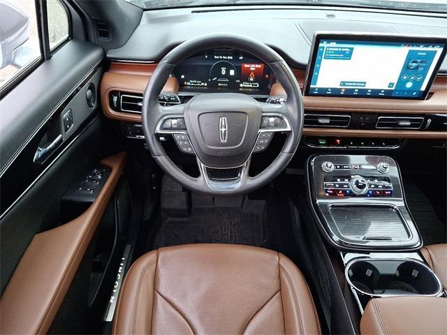 used 2022 Lincoln Nautilus car, priced at $34,400