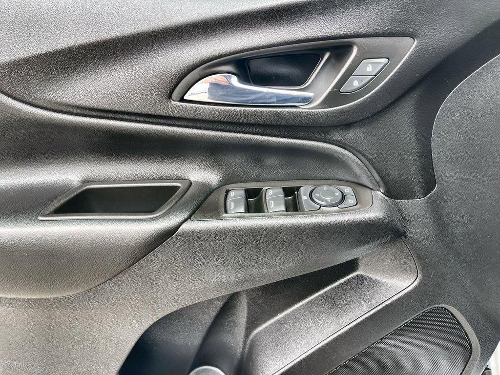 used 2022 Chevrolet Equinox car, priced at $21,988