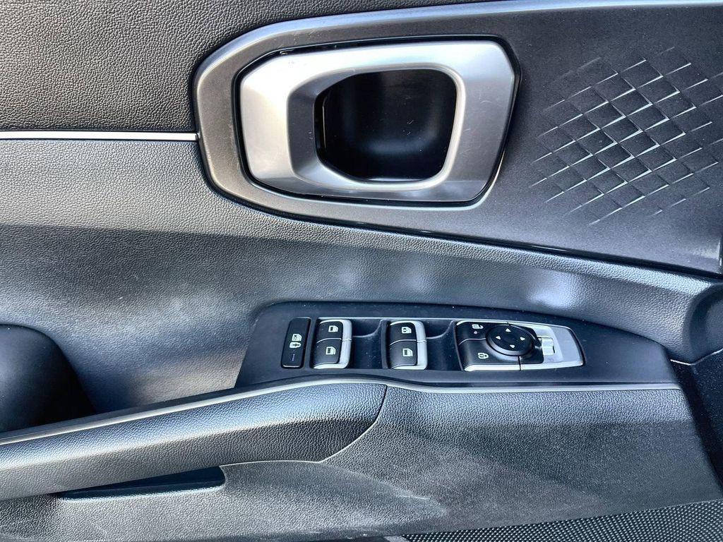 used 2024 Kia Sorento car, priced at $29,988