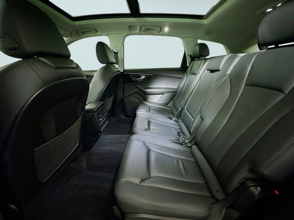 used 2022 Audi Q7 car, priced at $26,433