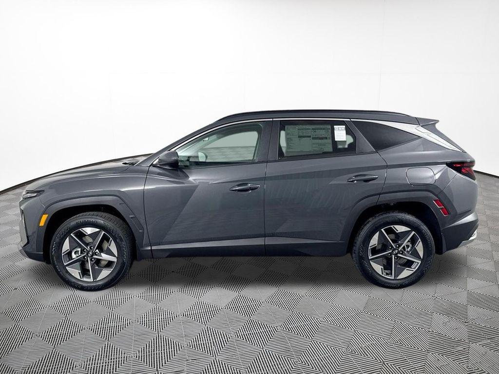 new 2026 Hyundai Tucson car, priced at $33,617