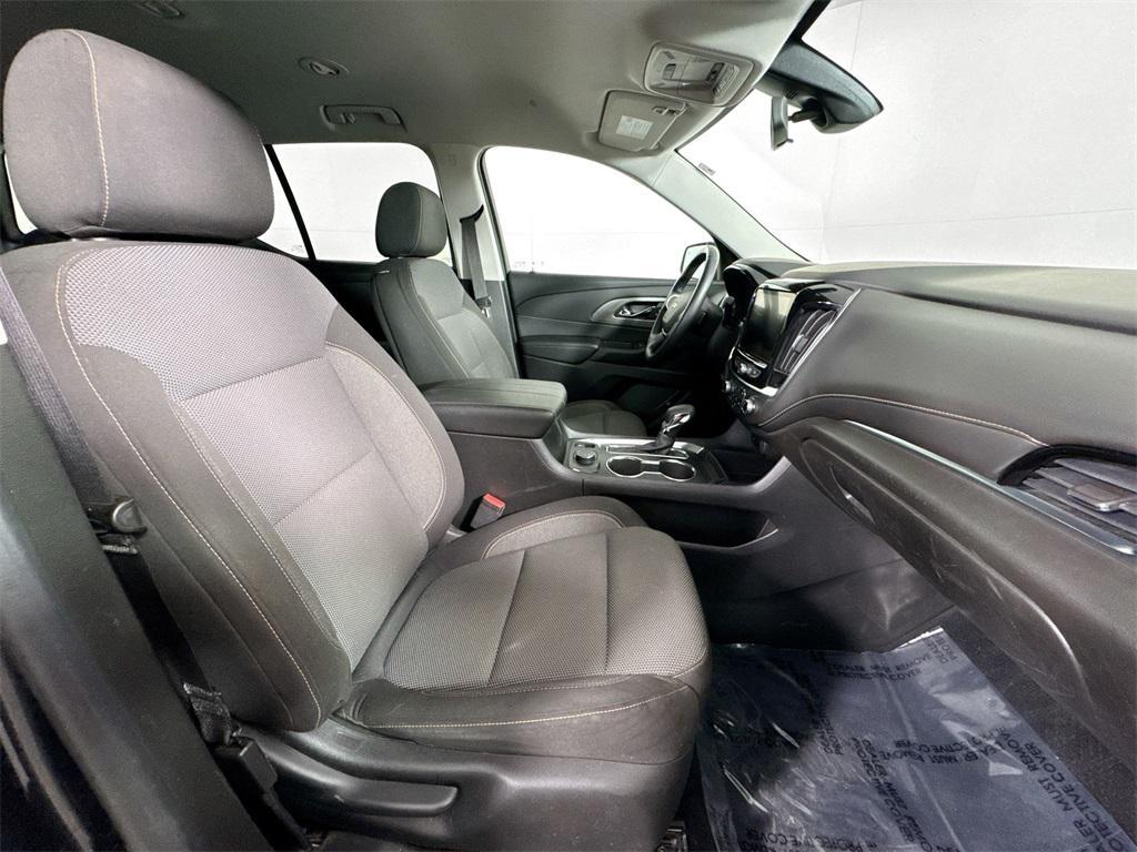 used 2021 Chevrolet Traverse car, priced at $19,997