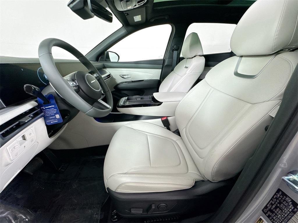 new 2026 Hyundai TUCSON Hybrid car, priced at $43,080
