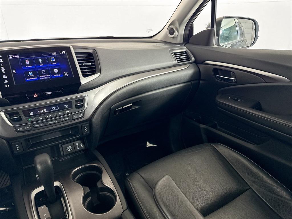 used 2017 Honda Pilot car, priced at $13,992