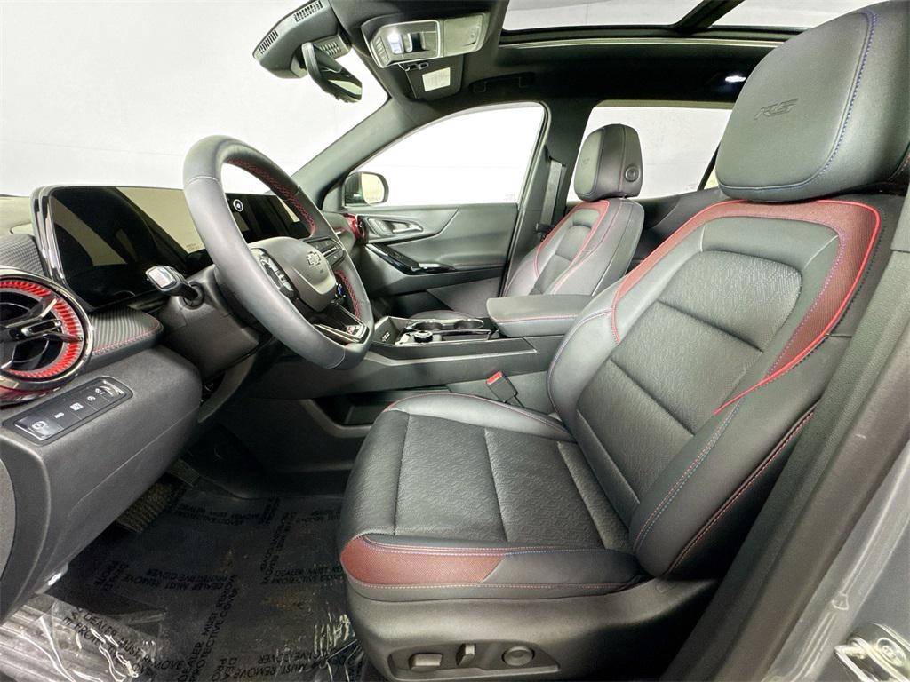 used 2025 Chevrolet Equinox car, priced at $31,233