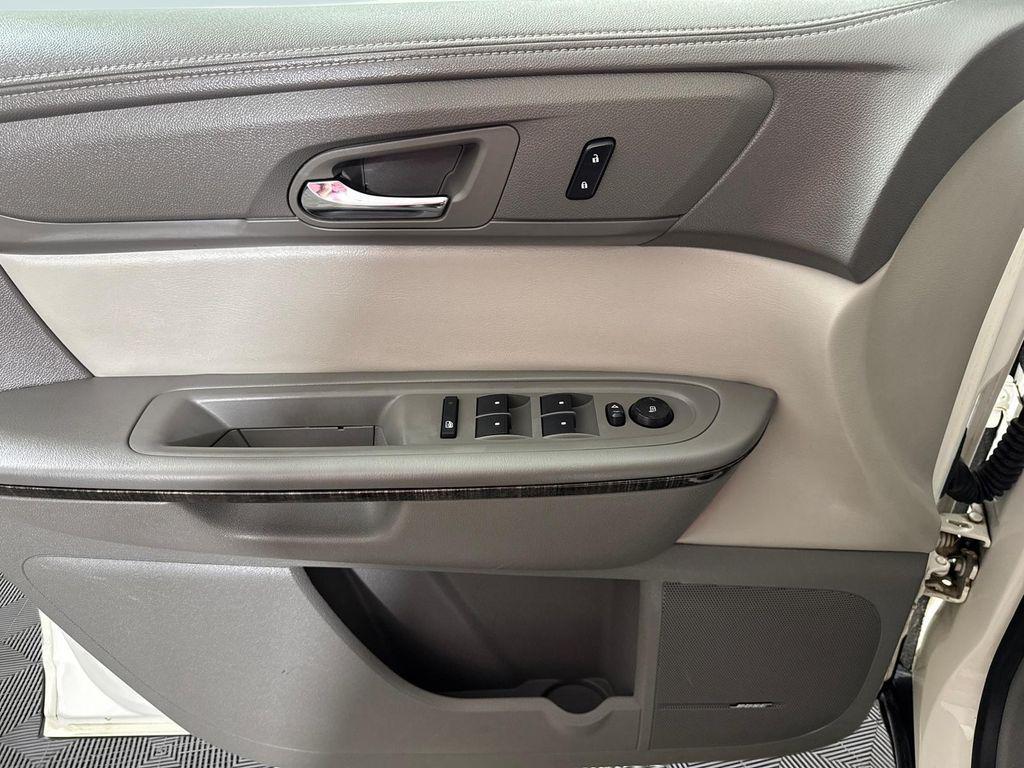 used 2015 GMC Acadia car, priced at $9,391