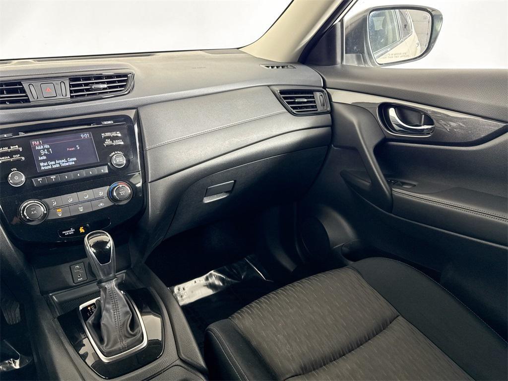 used 2017 Nissan Rogue car, priced at $6,222