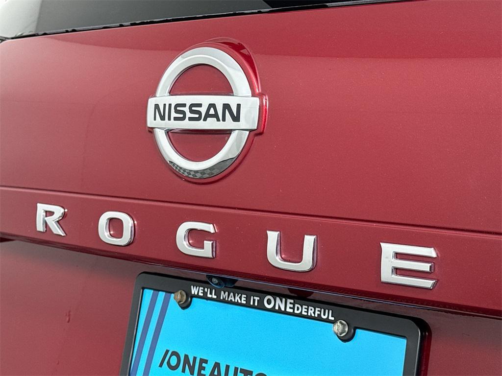 used 2021 Nissan Rogue car, priced at $18,444