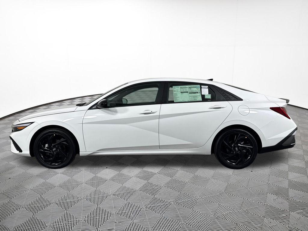 new 2026 Hyundai ELANTRA HEV car, priced at $28,910