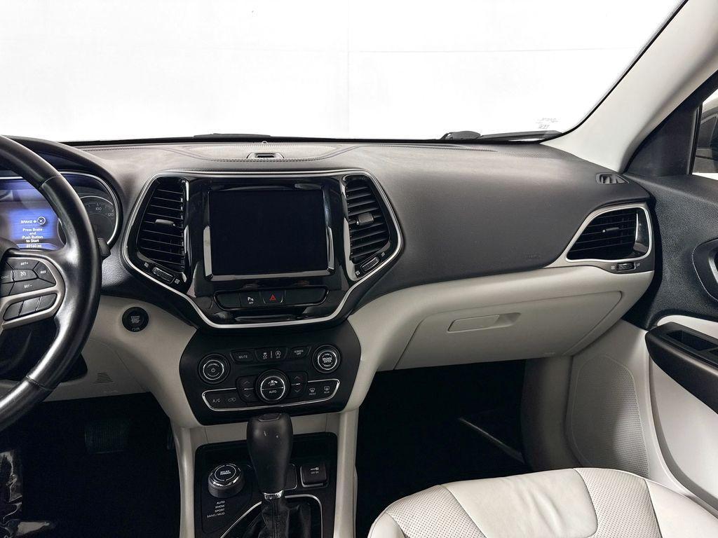 used 2020 Jeep Cherokee car, priced at $17,997