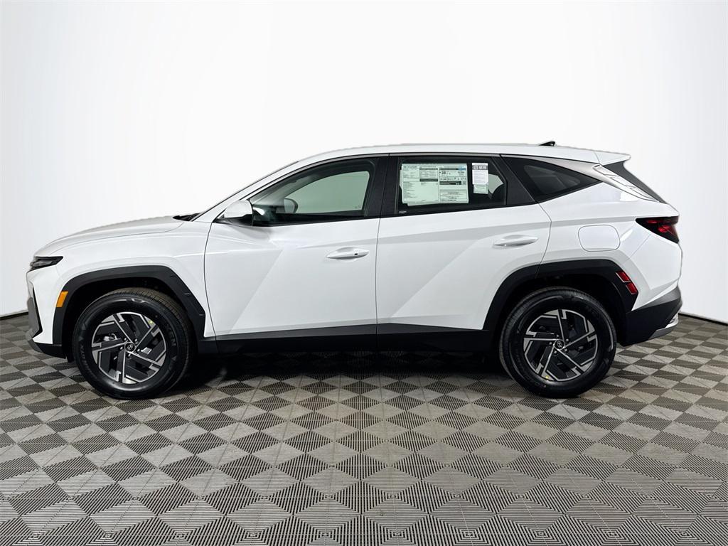 new 2026 Hyundai TUCSON Hybrid car, priced at $34,544