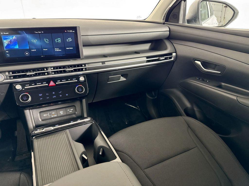 new 2026 Hyundai TUCSON Hybrid car, priced at $34,544
