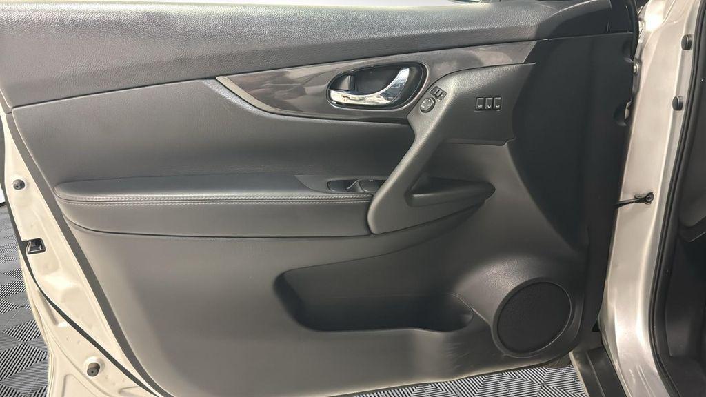 used 2018 Nissan Rogue car, priced at $14,256