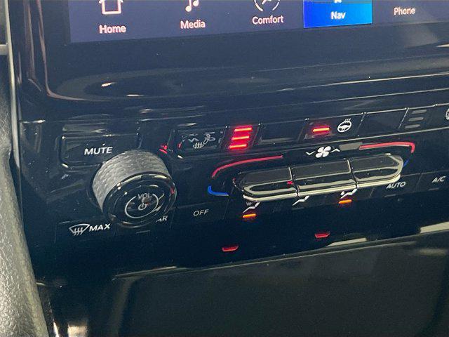 used 2023 Jeep Grand Cherokee car, priced at $34,906