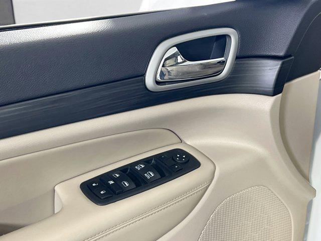 used 2022 Jeep Grand Cherokee car, priced at $25,727