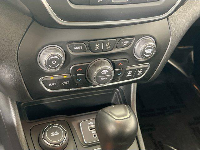 used 2022 Jeep Cherokee car, priced at $22,557