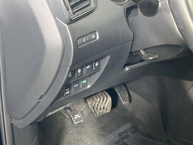 used 2019 Nissan Rogue car, priced at $17,495