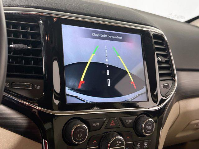 used 2022 Jeep Grand Cherokee car, priced at $24,146