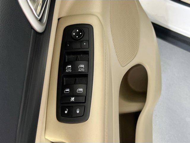 used 2022 Jeep Grand Cherokee car, priced at $24,146