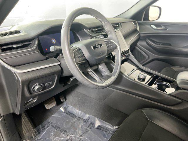used 2023 Jeep Grand Cherokee car, priced at $33,008