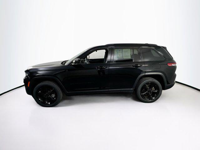 used 2023 Jeep Grand Cherokee car, priced at $33,008