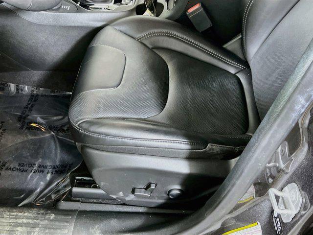 used 2023 Jeep Cherokee car, priced at $26,083