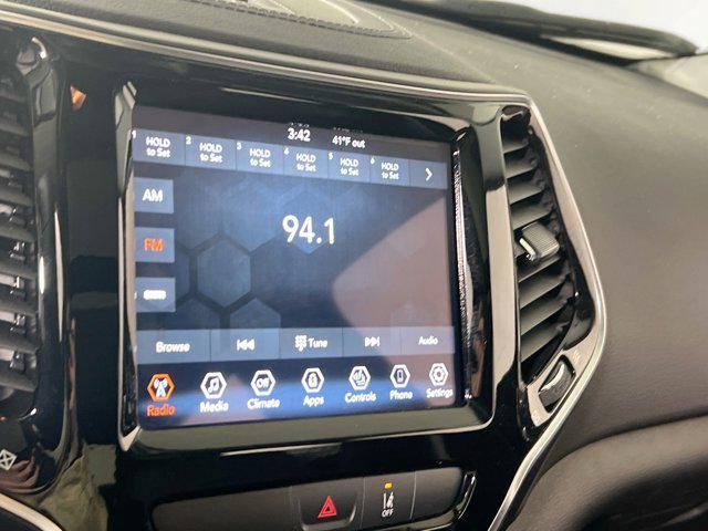 used 2022 Jeep Cherokee car, priced at $25,996