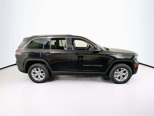 used 2023 Jeep Grand Cherokee car, priced at $29,777