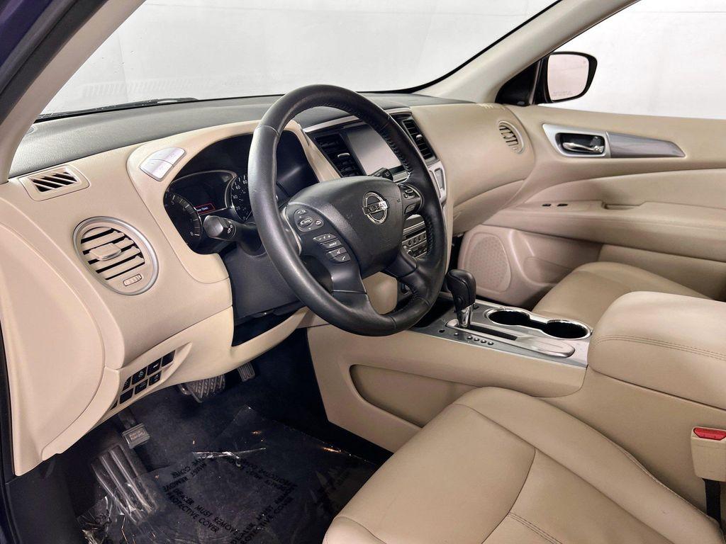 used 2019 Nissan Pathfinder car, priced at $18,324