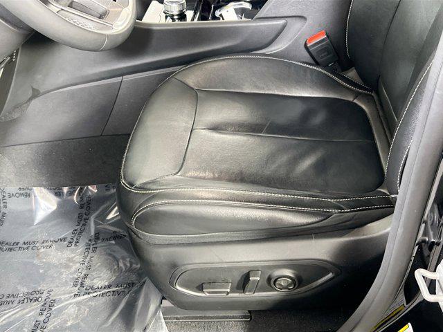 used 2023 Jeep Grand Cherokee car, priced at $32,109