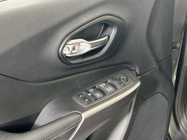 used 2022 Jeep Cherokee car, priced at $22,324