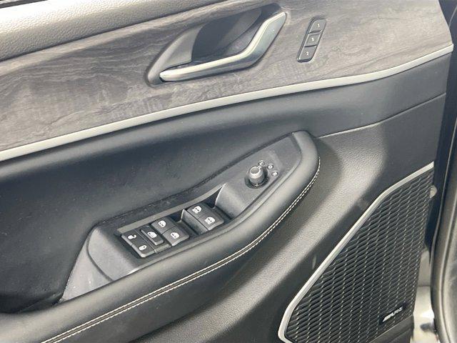 used 2023 Jeep Grand Cherokee car, priced at $34,995