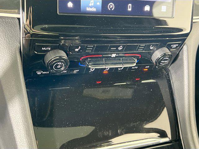used 2023 Jeep Grand Cherokee car, priced at $34,444