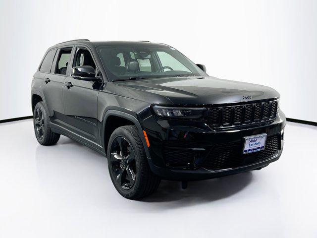 used 2023 Jeep Grand Cherokee car, priced at $34,444