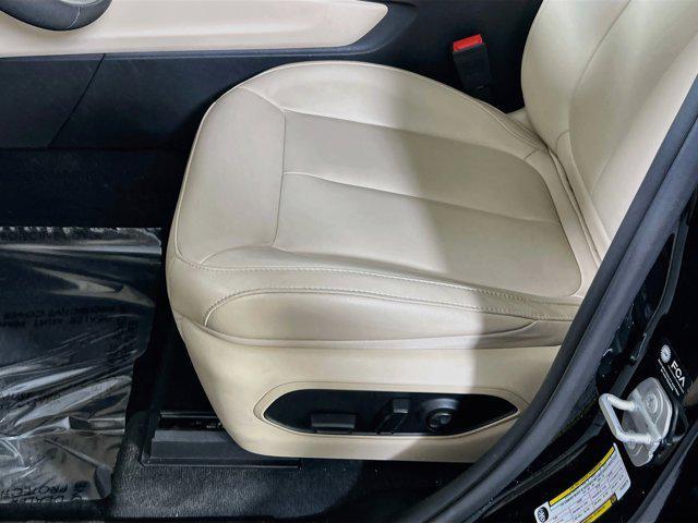 used 2023 Jeep Grand Cherokee car, priced at $32,482