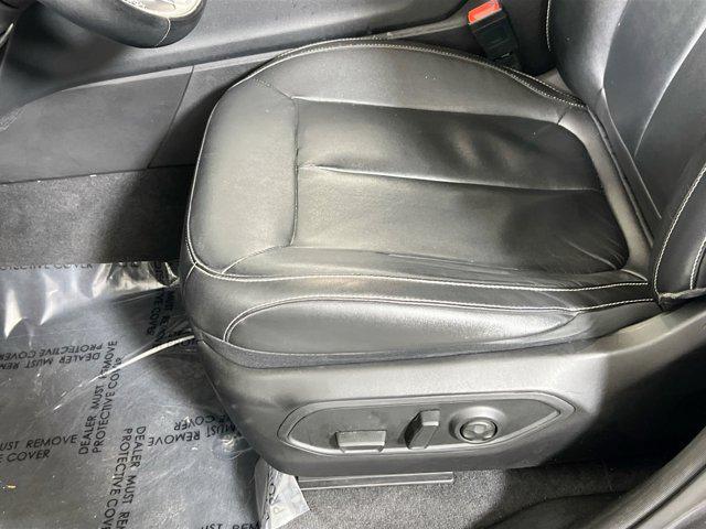 used 2022 Jeep Grand Cherokee car, priced at $28,198