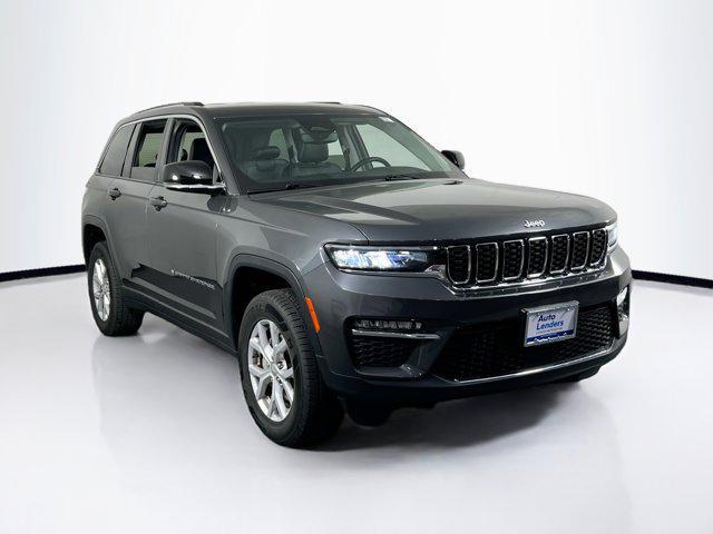 used 2022 Jeep Grand Cherokee car, priced at $28,198