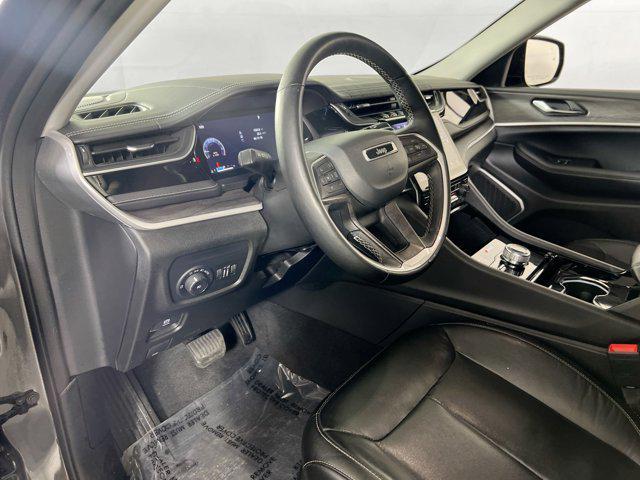 used 2022 Jeep Grand Cherokee car, priced at $29,813